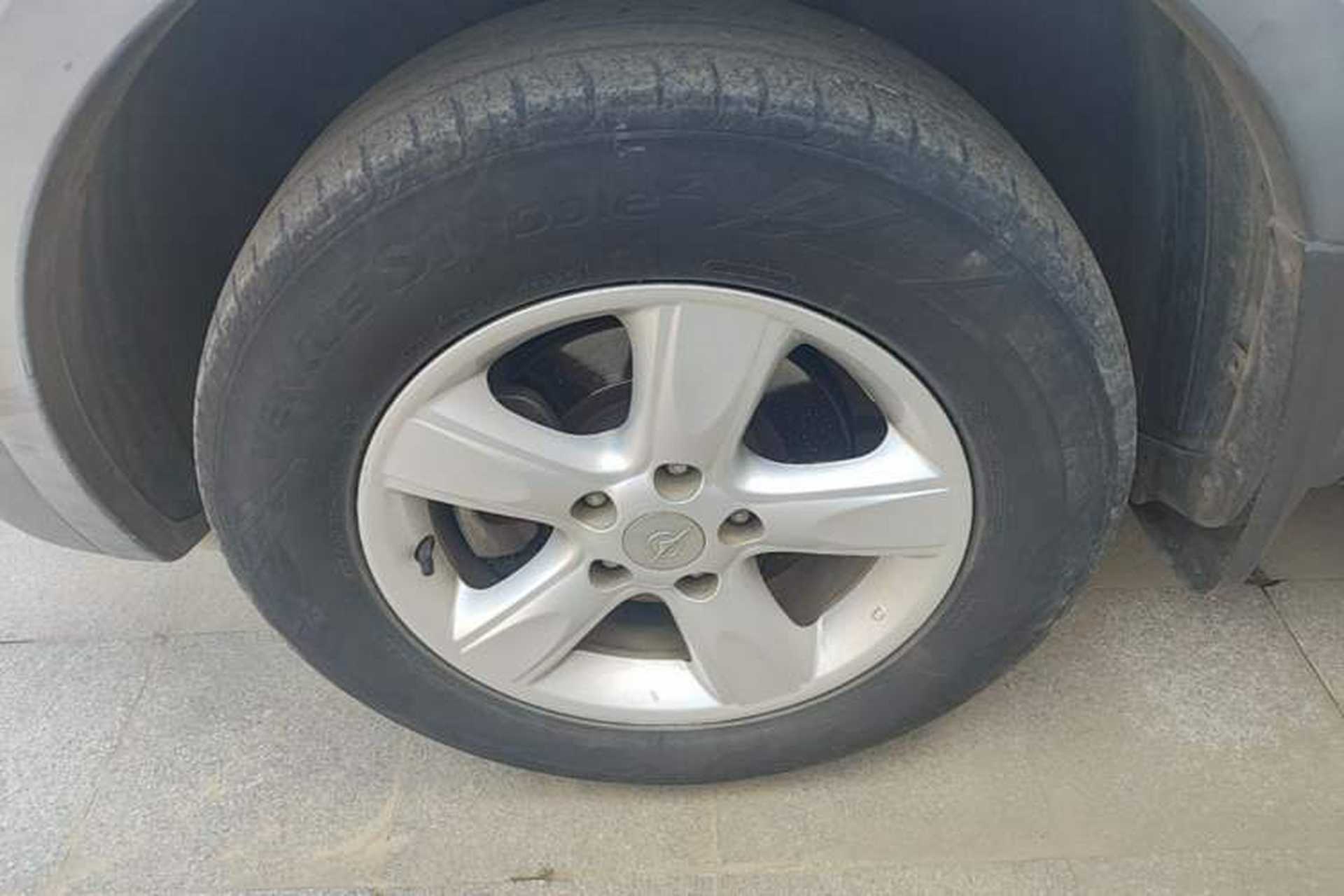 Used Haima S5 2015 1.6L Manual Comfort Model Left Front Wheel Hub