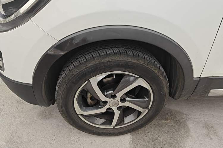 Used Haima S5 2015 1.5T CVT Flagship Model Left Front Wheel Hub