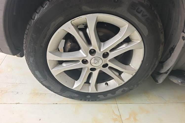 Used Haima S5 2015 1.5T CVT Flagship Model Left Front Wheel Hub