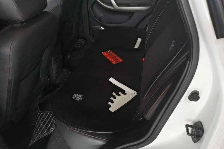 Used Haima S5 2015 1.6L Manual Luxury Model with Sunroof Left Rear Seat
