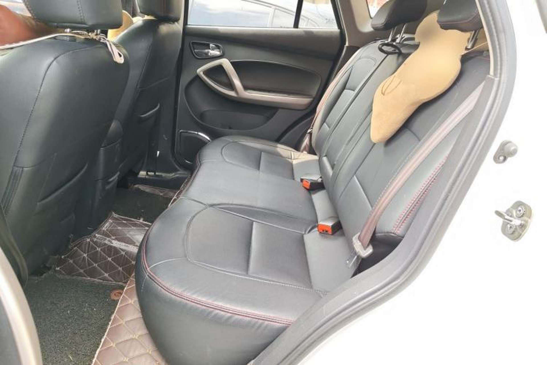 Used Haima S5 2015 1.6L Manual Luxury Model with Sunroof Left Rear Seat