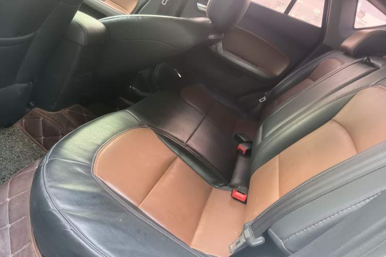 Used Haima S5 2015 1.5T CVT Luxury Model Left Rear Seat