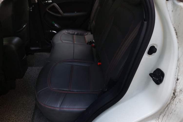 Used Haima S5 2015 1.6L Manual Luxury Model with Sunroof Left Rear Seat