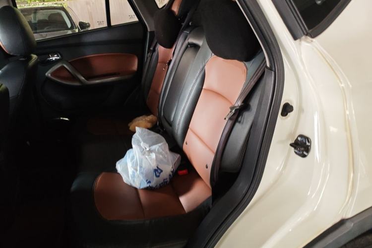 Used Haima S5 2015 1.5T CVT Flagship Model Left Rear Seat