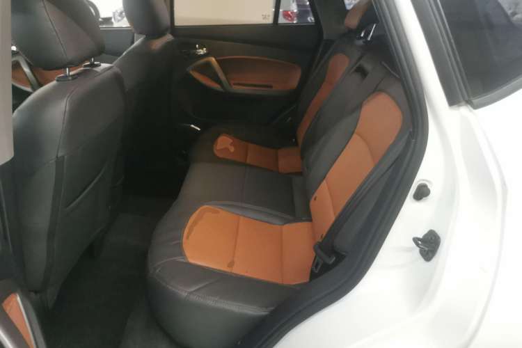Used Haima S5 2015 1.5T CVT Flagship Model Left Rear Seat