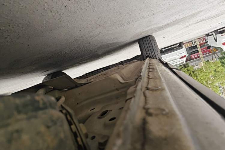 Used Haima S5 2015 1.5T CVT Flagship Model Left Side Sill