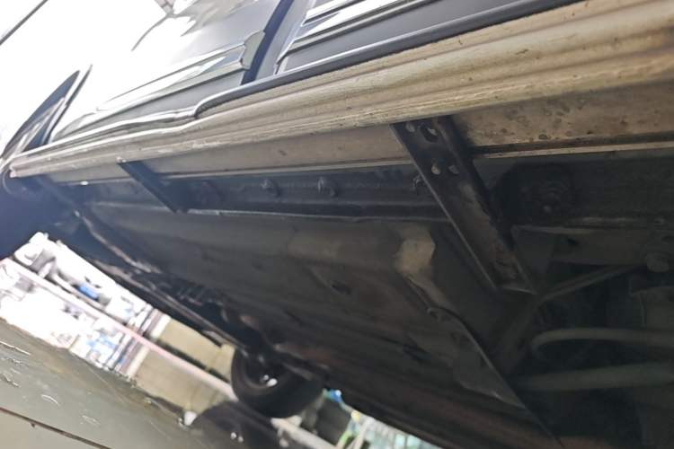 Used Haima S5 2015 1.5T CVT Flagship Model Left Side Sill