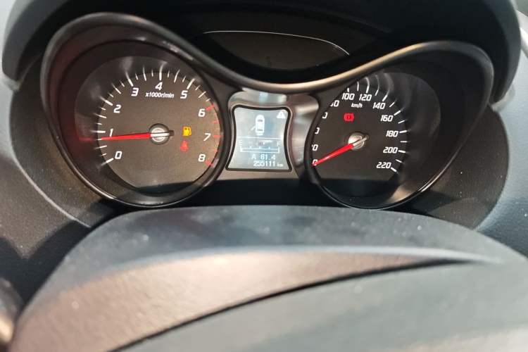 Used Haima S5 2015 1.6L Manual Comfort Model Odometer Close Up