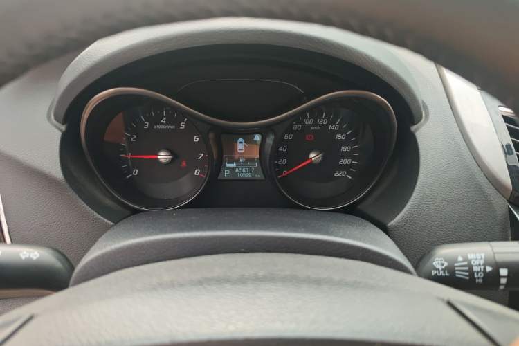 Used Haima S5 2015 1.5T CVT Luxury Model Odometer Close Up