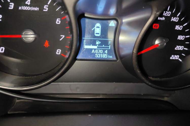 Used Haima S5 2015 1.5T Manual Smart Luxury Sport Edition Odometer Close Up