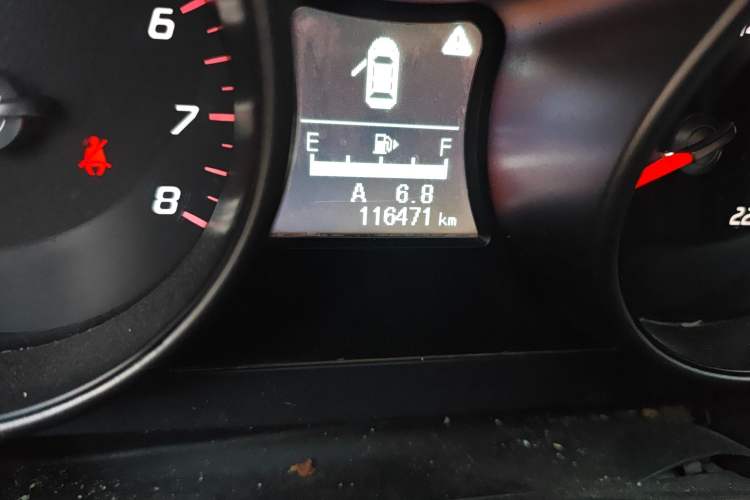 Used Haima S5 2015 1.6L Manual Comfort Model Odometer Close Up