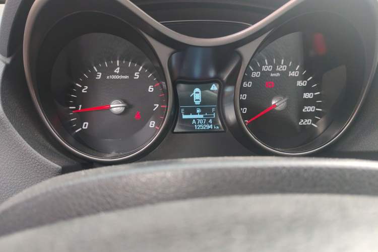 Used Haima S5 2015 1.6L Manual Smart Luxury Model Odometer Close Up