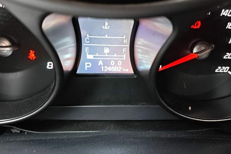 Used Haima S5 2015 1.5T CVT Luxury Sport Edition Odometer Close Up
