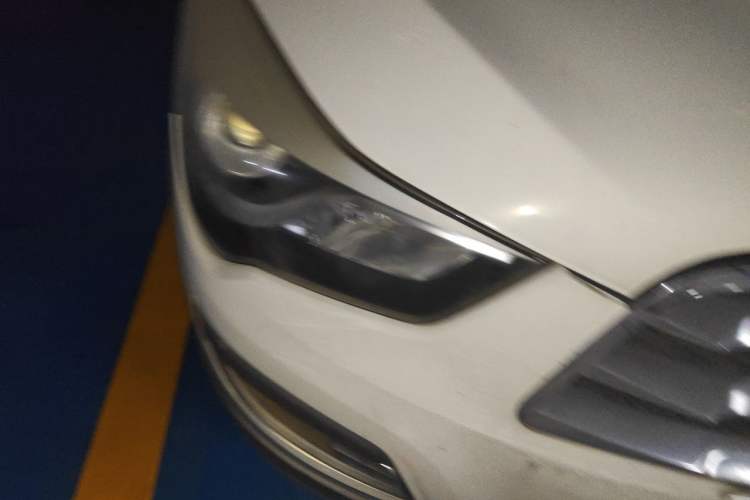 Used Haima S5 2015 1.5T CVT Luxury Model Right Front Headlight