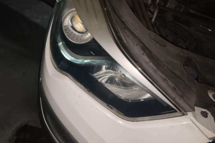 Used Haima S5 2015 1.5T CVT Flagship Model Right Front Headlight
