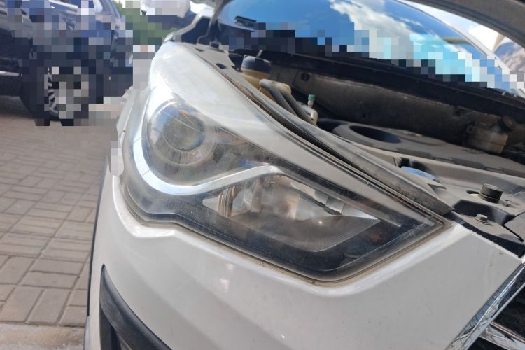 Used Haima S5 2015 1.6L Manual Luxury Model with Sunroof Right Front Headlight