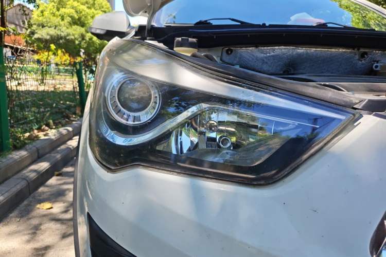 Used Haima S5 2015 1.5T CVT Luxury Sport Edition Right Front Headlight