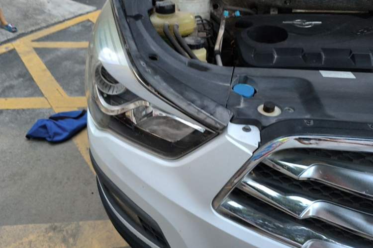 Used Haima S5 2015 1.6L Manual Comfort Model Right Front Headlight