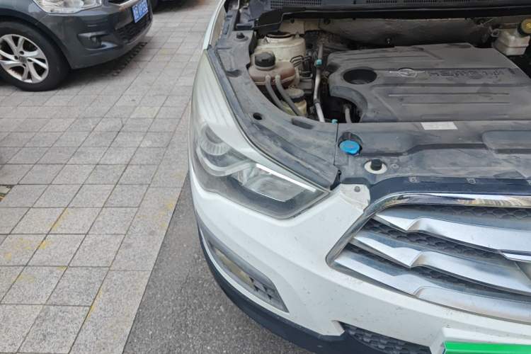 Used Haima S5 2015 1.5T CVT Luxury Model Right Front Headlight