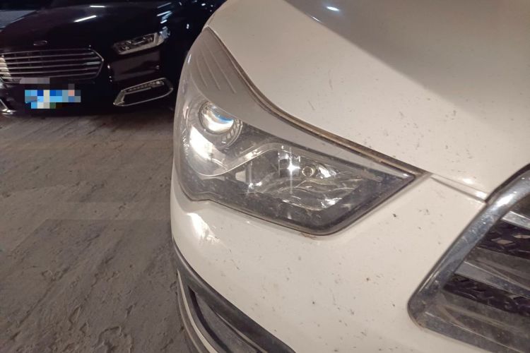 Used Haima S5 2015 1.6L Manual Luxury Model with Sunroof Right Front Headlight