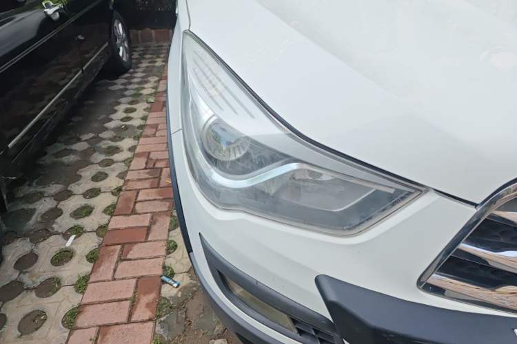 Used Haima S5 2015 1.5T Manual Smart Luxury Sport Edition Right Front Headlight
