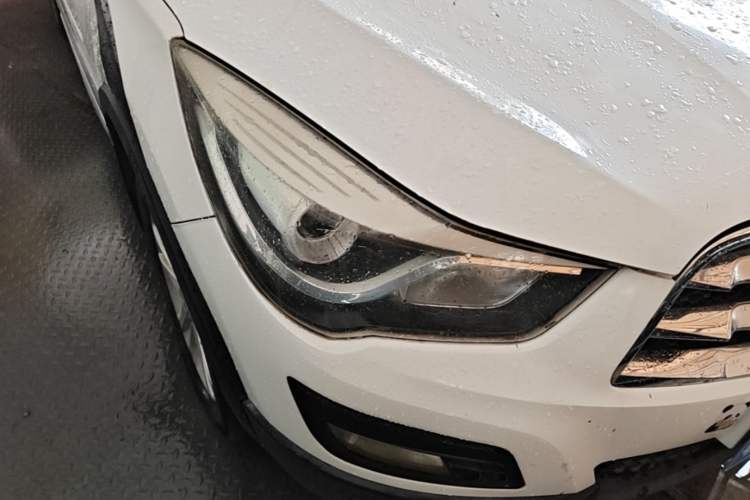 Used Haima S5 2015 1.5T CVT Luxury Sport Edition Right Front Headlight