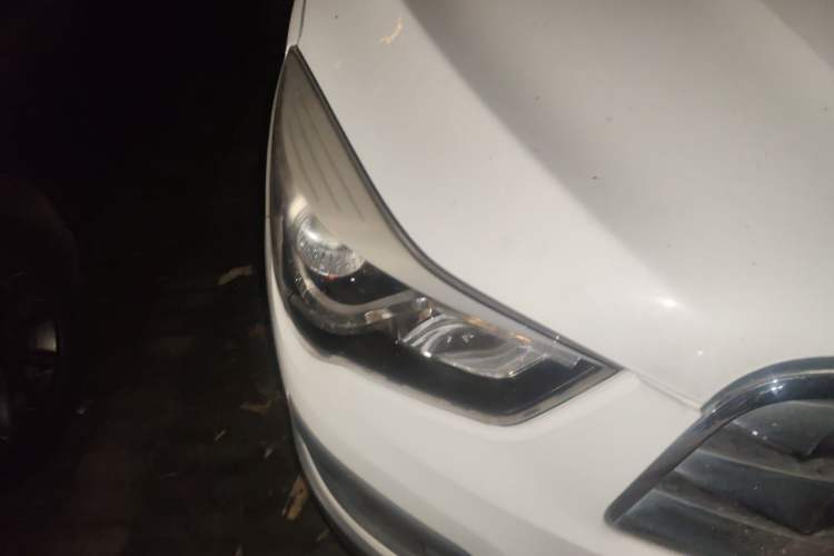 Used Haima S5 2015 1.5T CVT Luxury Model Right Front Headlight