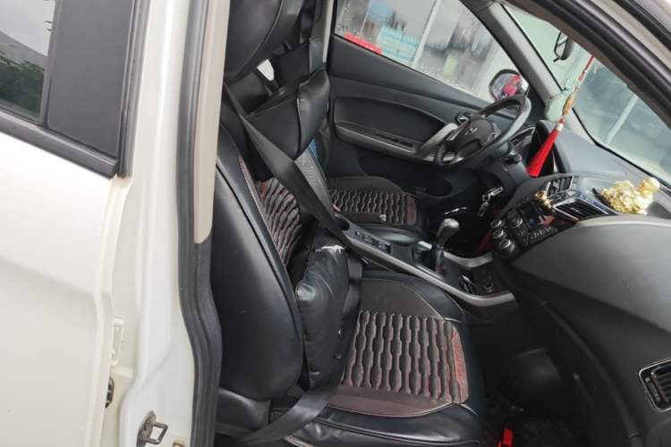 Used Haima S5 2015 1.6L Manual Luxury Model with Sunroof Right Front Seat