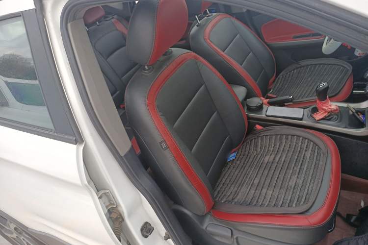 Used Haima S5 2015 1.5T Manual Smart Luxury Sport Edition Right Front Seat