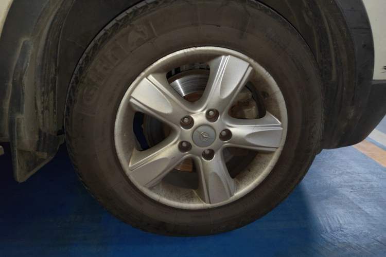 Used Haima S5 2015 1.5T CVT Luxury Model Right Front Wheel Hub