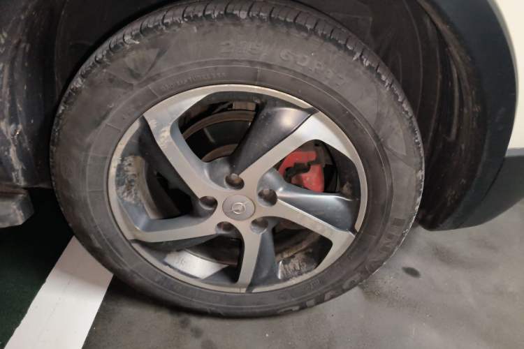 Used Haima S5 2015 1.5T Manual Smart Luxury Sport Edition Right Front Wheel Hub