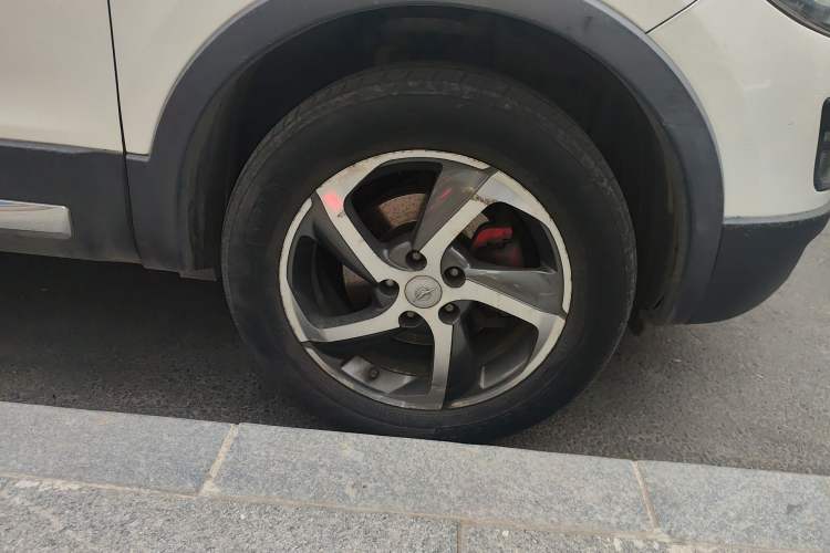 Used Haima S5 2015 1.5T Manual Smart Luxury Sport Edition Right Front Wheel Hub