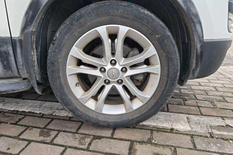 Used Haima S5 2015 1.5T CVT Flagship Model Right Front Wheel Hub