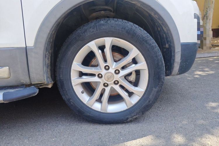 Used Haima S5 2015 1.5T CVT Flagship Model Right Front Wheel Hub