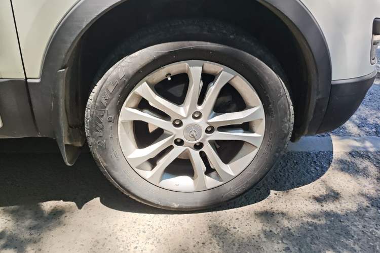 Used Haima S5 2015 1.5T CVT Luxury Sport Edition Right Front Wheel Hub