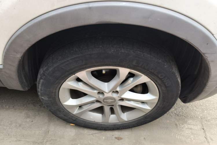 Used Haima S5 2015 1.6L Manual Smart Luxury Model Right Front Wheel Hub