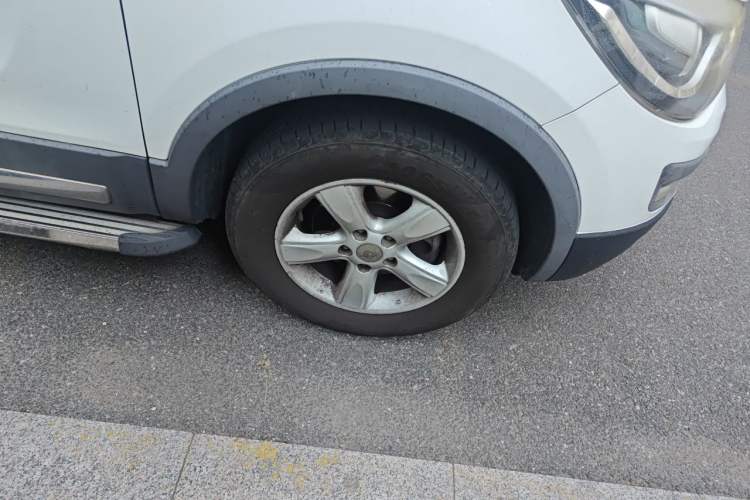 Used Haima S5 2015 1.5T CVT Luxury Model Right Front Wheel Hub