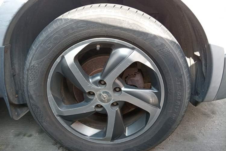 Used Haima S5 2015 1.5T CVT Flagship Model Right Front Wheel Hub