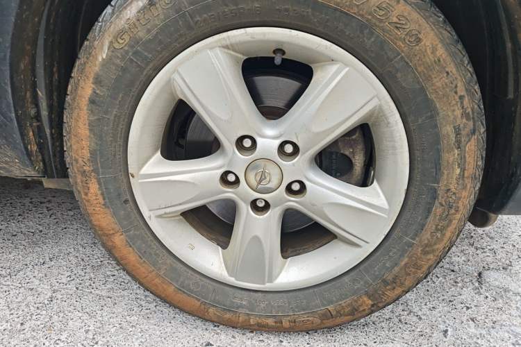 Used Haima S5 2015 1.5T CVT Luxury Model Right Front Wheel Hub