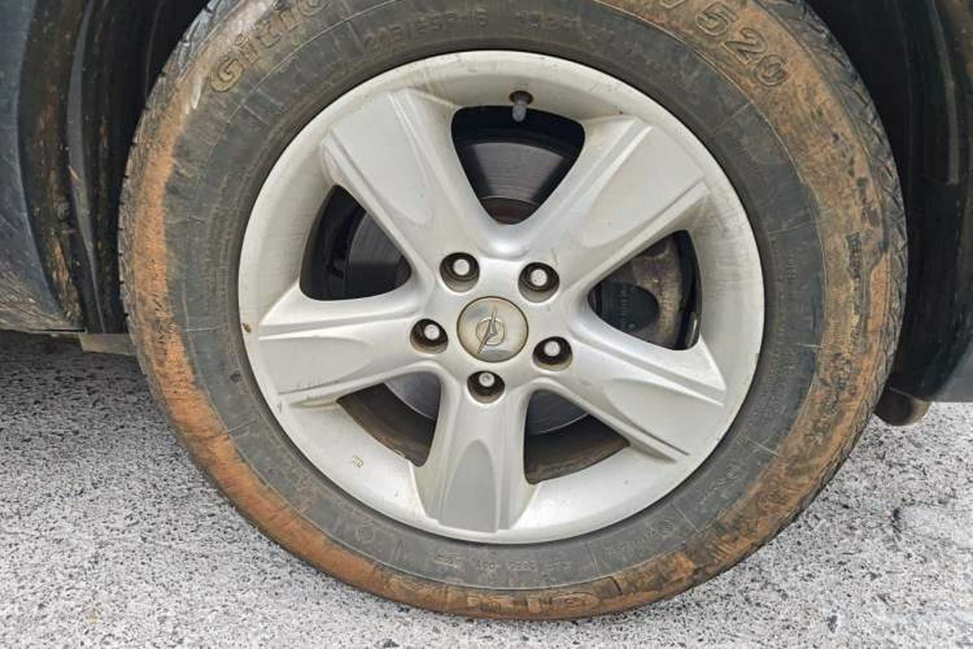 Used Haima S5 2015 1.5T CVT Luxury Model Right Front Wheel Hub