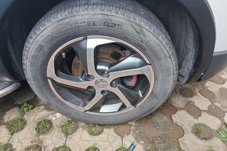Used Haima S5 2015 1.5T Manual Smart Luxury Sport Edition Right Front Wheel Hub