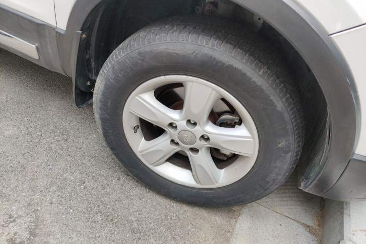 Used Haima S5 2015 1.6L Manual Comfort Model Right Front Wheel Hub