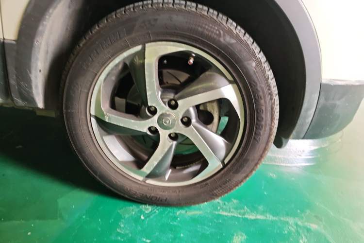Used Haima S5 2015 1.5T CVT Flagship Model Right Front Wheel Hub