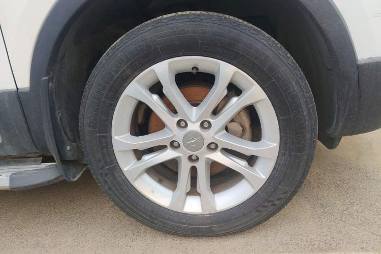 Used Haima S5 2015 1.6L Manual Smart Luxury Model Right Front Wheel Hub