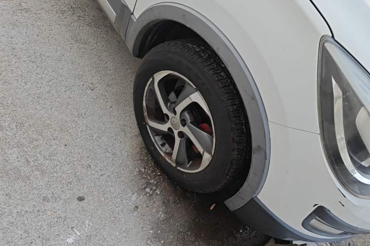 Used Haima S5 2015 1.5T Manual Flagship Model Right Front Wheel Hub
