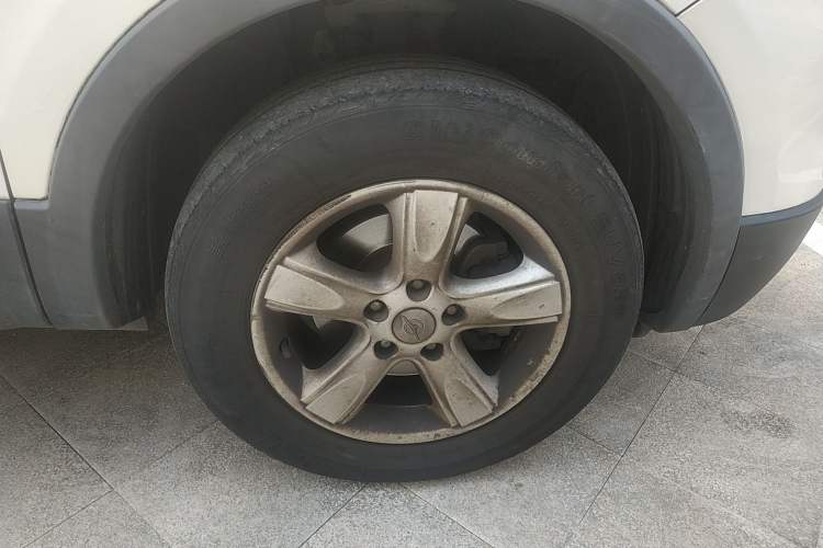 Used Haima S5 2015 1.5T CVT Luxury Model Right Front Wheel Hub