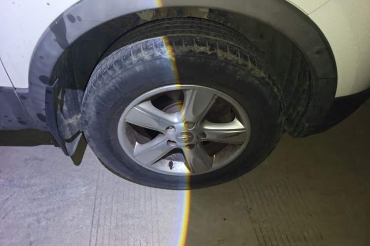 Used Haima S5 2015 1.6L Manual Comfort Model Right Front Wheel Hub