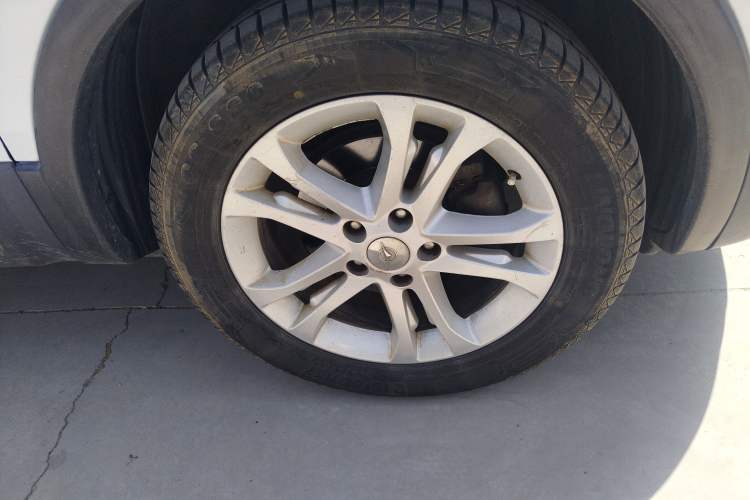 Used Haima S5 2015 1.5T CVT Luxury Sport Edition Right Front Wheel Hub