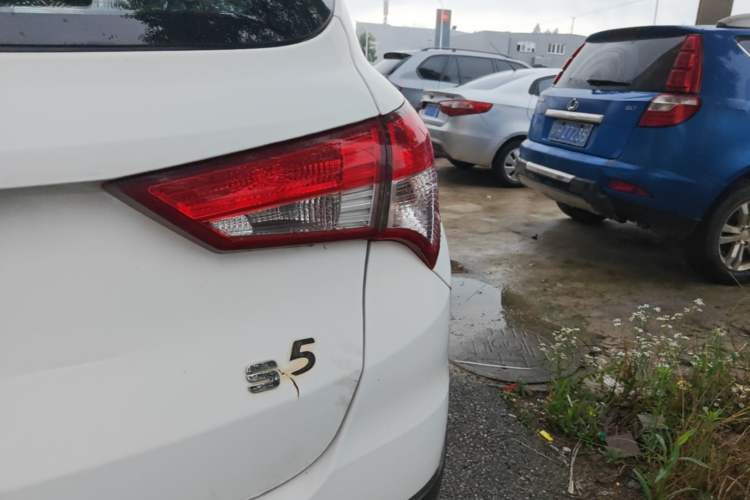 Used Haima S5 2015 1.6L Manual Luxury Model with Sunroof Right Rear Taillight