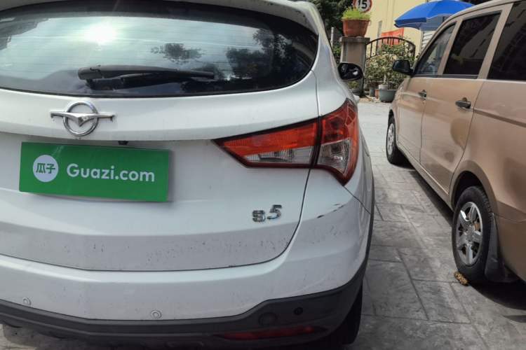 Used Haima S5 2015 1.6L Manual Luxury Model with Sunroof Right Rear Taillight
